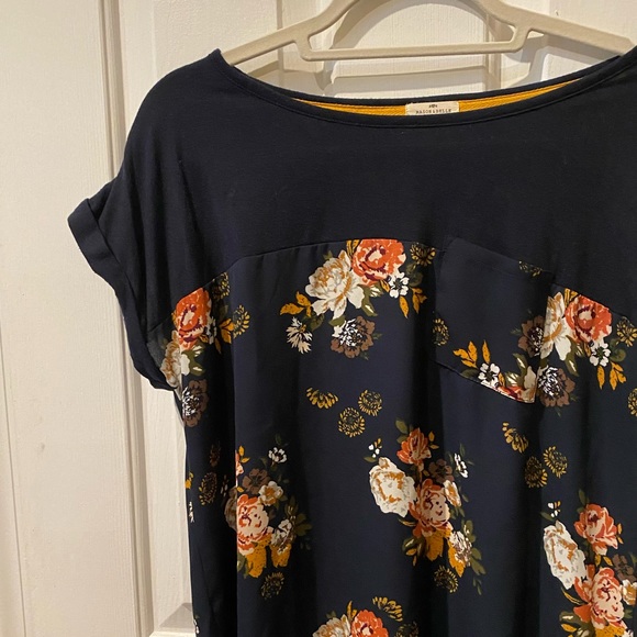 Mason & Belle floral short sleeved top - Picture 4 of 7